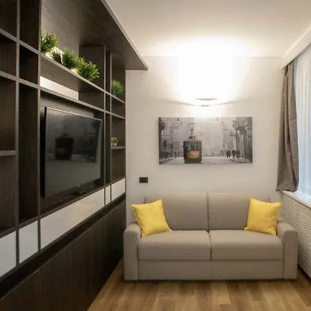 Madonnina Apartment Milan Exterior photo